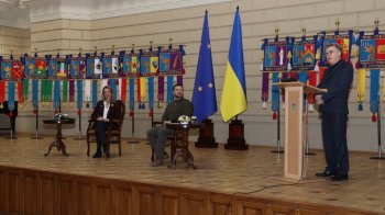 Володимир Зеленський зустрівся зі студентами у Львівському університеті Франка