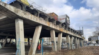 Недобудований міст. Фото: Суспільне
