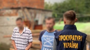 Продавали метадон на автобусних зупинках: на Львівщині судитимуть трьох наркоторговців