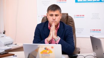 Владислава Куценка та ще двох посадовців викрили на корупції, фото Олега Новікова