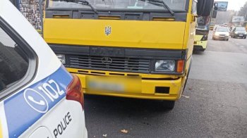 Суд виніс вирок водію маршрутки за перевезення пасажирів без прав