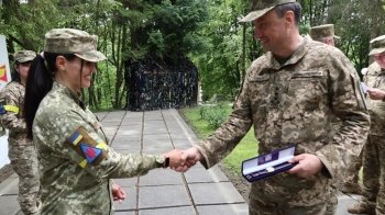 Командувач Повітряних Сил ЗСУ нагородив військовослужбовців ПвК "Захід"