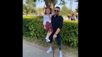 Захисник з дитиною