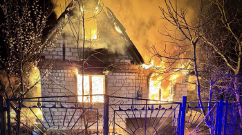 Пожежа у дачному будинку на Львівщині. Фото: ДСНС