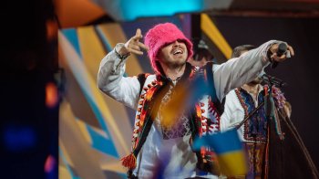 У Новояворівську підліток під час концерту вкрав панами гурту “Калуш”