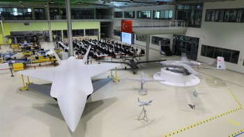 Турки створили новий безпілотник Bayraktar з українським двигуном