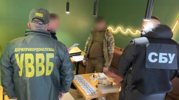 У Львові оштрафували прикордонника, який обіцяв службу в тилу за 1000 доларів