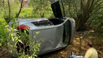 На Стрийщині авто злетіло з дороги: постраждав чоловік