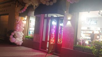 У Львові на місці культової книгарні відкрили магазин азійських товарів