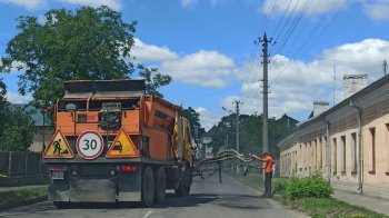 Через ремонтні роботи у Бродах ускладнено рух транспорту