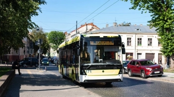 Через повітряну тривогу у Львові можливі тимчасові зміни в русі транспорту