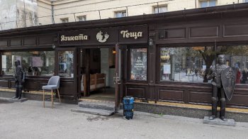 У центрі Львова завершують демонтаж ресторану “Язиката теща”
