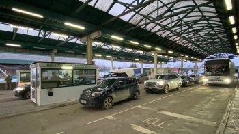 Минулої доби Україну покинули 75 тисяч осіб: яка ситуація на кордонах зараз