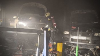 У Львові внаслідок пожежі в автосервісі отримав опіки 21-річний чоловік