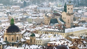 Сніг і сильний вітер: у Львові прогнозують погіршення погоди