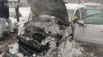 На Львівщині за добу згоріли 3 автомобілі