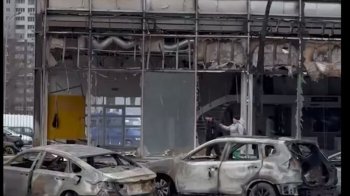 Від будівель салонів майже нічого не залишилося, скриншот з відео / «Главком»