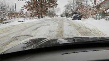 Львів’яни скаржаться на нечищені від снігу і льоду вулиці