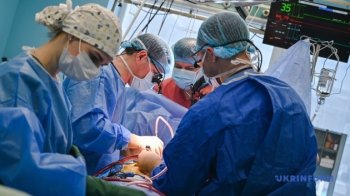 Складна операція на відкритому серці: вперше провели  львівські лікарі
