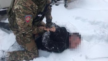 Фото з місця затримання