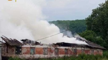 У селі Львівського району горіла господарська будівля