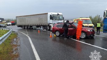 У ДТП на Львівщині травмувалося троє людей: траса Київ — Чоп перекрита для руху