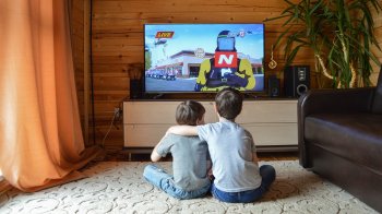 Перегляд мультиків на мові оригіналу — одночасно цікаве проведення часу та користь для англійської школяра