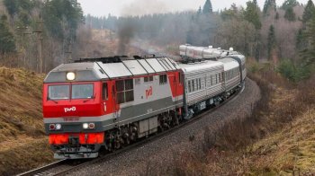 Опублікували рідкісні фото бронепотяга Путіна, який курсує за таємним графіком