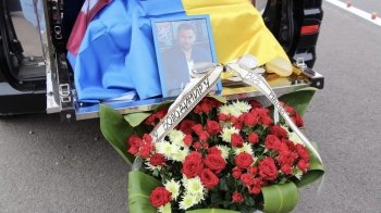 На Львівщині провели в останню путь захисника, який загинув під час виконання бойових завдань