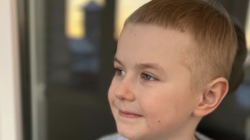 Держслужбовці перераховують свою зарплату на лікування 7-річного Богдана Ільківа