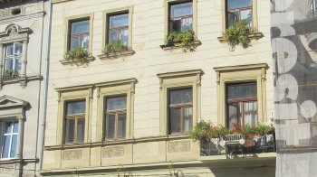 Суд зобовʼязав виселити підприємство з комунальних приміщень у центрі Львова