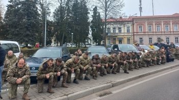 У Городку попрощались із загиблим на війні Юрієм Петришиним