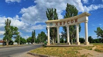 У Херсоні окупанти влаштовують "вуличні бої", звинувачуючи у стрілянині ЗСУ