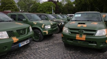 З Львівщини на передову передали 15 укомплектованих автомобілів