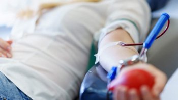 Аварія в Рудках: для однієї з постраждалих дівчат шукають донорів крові
