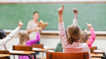 Блекаути у школах Львівщини: як заклади готуються до відключень