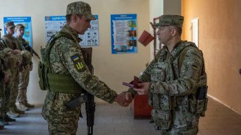 Воїна зі Львова нагородили медаллю  “Захиснику України”