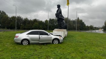 У Шептицькому водій Toyota раптово помер за кермом і вчинив ДТП