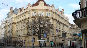Будівлі суду в центрі Львова перейшли у державну власність