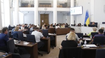 Львівська міськрада терміново схвалила кредити на 300 млн грн поза порядком денним