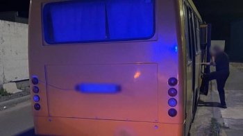 П'яного водія маршрутки зупинили патрульні у Дублянах