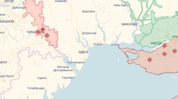 Ворог атакував Одеську область, загорілися припортові термінали