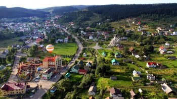 Східниця не забороняє приїжджати та селитися до них чоловікам