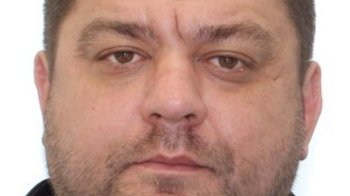 На Львівщині поліція розшукує 40-річного чоловіка за переправляння ухилянтів