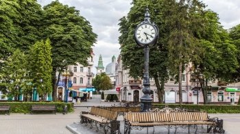 Критичний об'єкт знищено: що відомо про вибухи у Тернополі