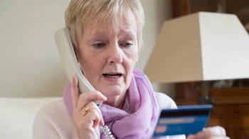 71-річна жінка віддала 90 тис.грн шахраєві, який видав себе за нареченого з-за кордону