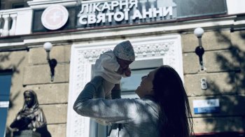 У Львові з різницею в одну хвилину народилися двійнята з окремими плацентами