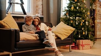 Що подивитися з дітьми на свята: добірка мультиків