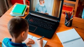 У Львівській міськраді розповіли, скільки дітей у місті навчаються дистанційно