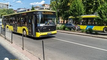 У Львові на Великдень громадський транспорт курсуватиме з 6 ранку